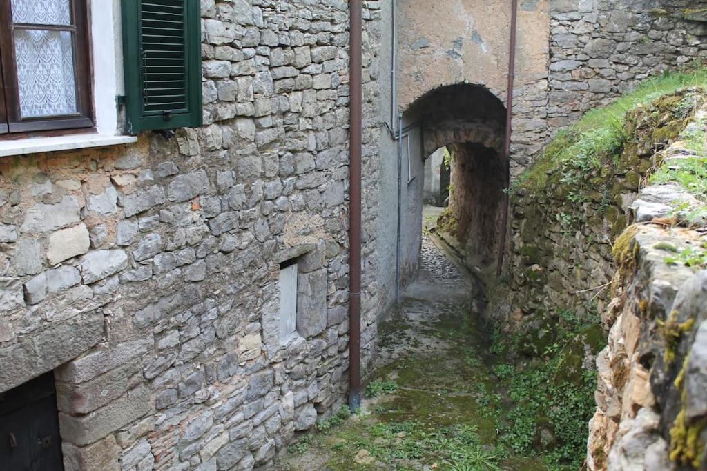 Casa Nel Borgo Antico Villa Quaratica Exteriör bild
