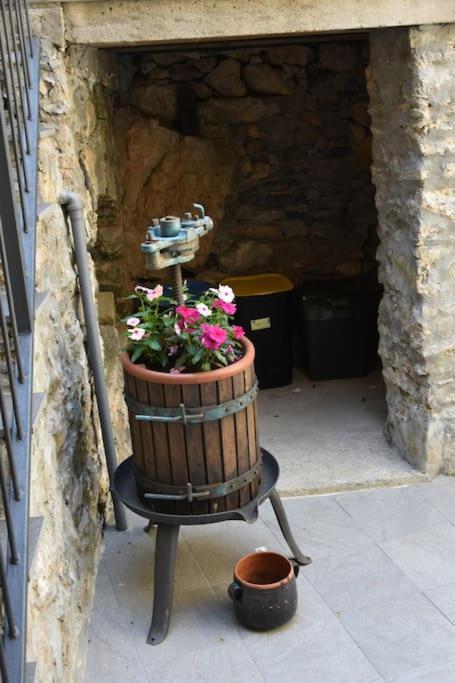 Casa Nel Borgo Antico Villa Quaratica Exteriör bild