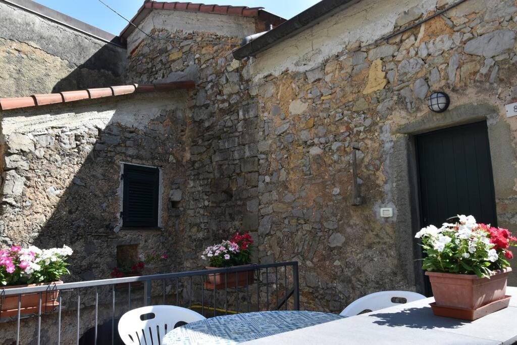 Casa Nel Borgo Antico Villa Quaratica Exteriör bild