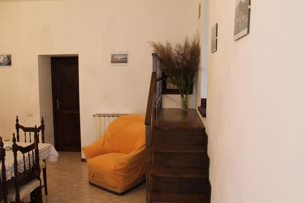 Casa Nel Borgo Antico Villa Quaratica Exteriör bild